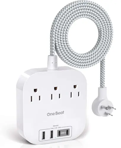 One Beat white power strip with 3 AC outlets and 4 USB ports, flat plug