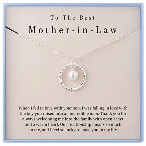 A delicate sterling silver circle pendant necklace, a classic gift for a mother-in-law.