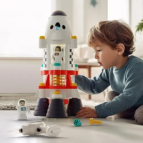 iPlay iLearn rocket spaceship toy with astronauts and an electric drill