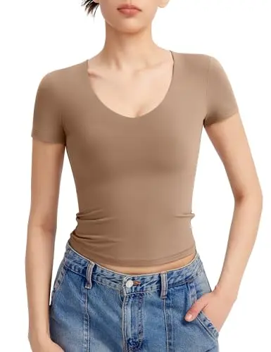 Pumiey Going Out Tops women's V-neck short sleeve t-shirt in a slim fit
