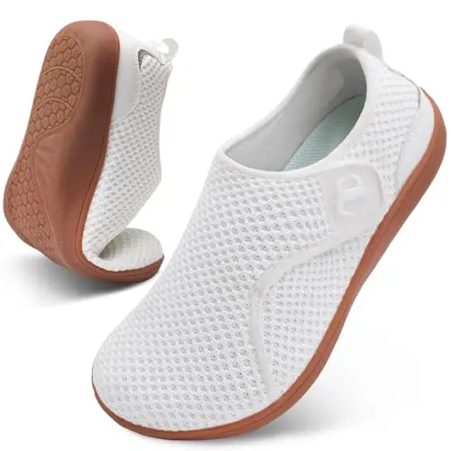 White women's slip-on casual shoe with a stretchy knit upper