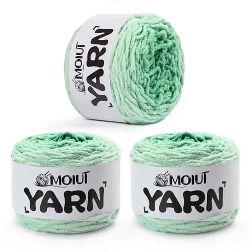 Ombre cake yarn in a gradient of spearmint green colors